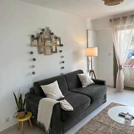 Spacieux Studio A Golfe Juan 2 Minutes Des Plages Vallauris Exteriér fotografie