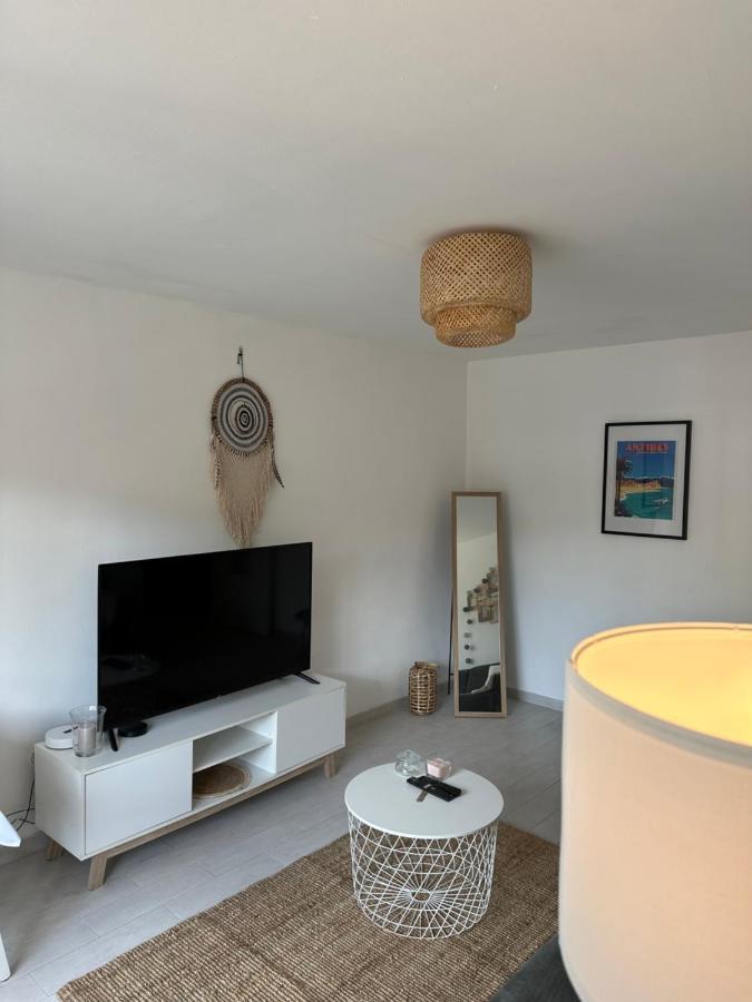 Spacieux Studio A Golfe Juan 2 Minutes Des Plages Vallauris Exteriér fotografie